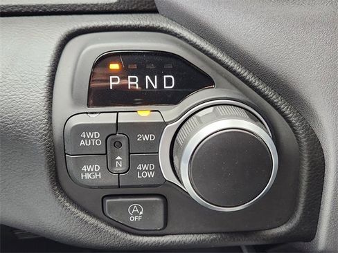 Used 2025 RAM 1500 Lone Star image 19