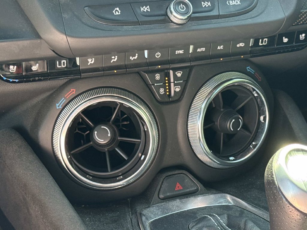 Used 2021 Chevrolet Camaro SS RWD image 21