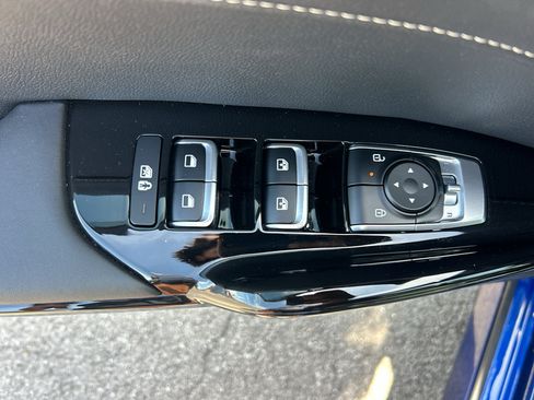 Used 2025 Kia K5 GT-Line w/ GT-Line Premium Package FWD image 21
