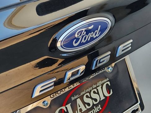 Used 2024 Ford Edge ST w/ Equipment Group 401A AWD/4WD image 9