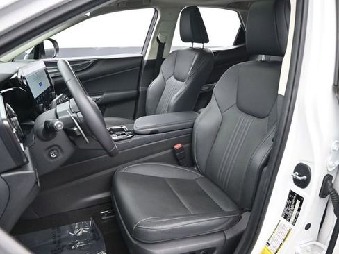 Used 2024 Lexus NX 250 FWD w/ Cold Area Package image 21