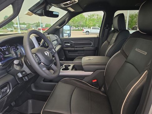 New 2026 RAM 3500 Laramie w/ Night Edition AWD/4WD image 10