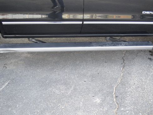 Used 2018 GMC Sierra 1500 Denali w/ Denali Ultimate Package image 60