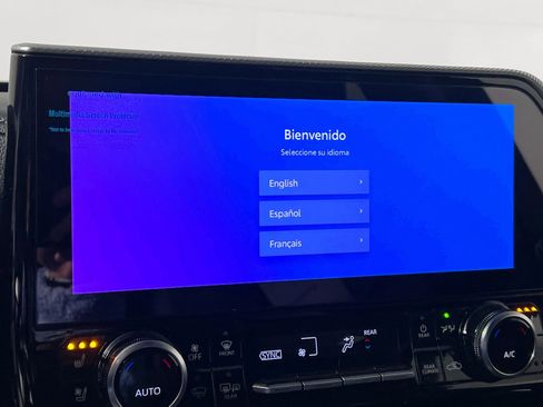 New 2026 Toyota Highlander Platinum image 28