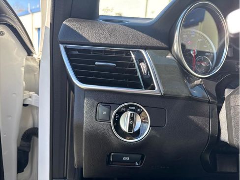 Used 2018 Mercedes-Benz GLE 350 image 33