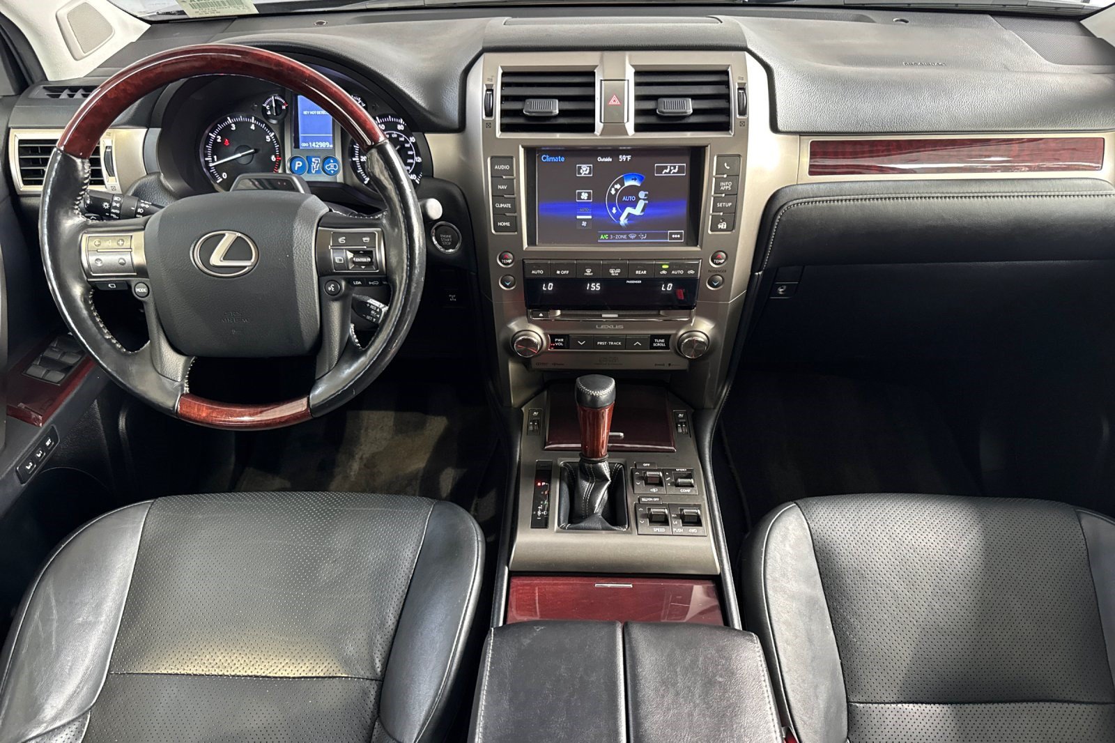Used 2017 Lexus GX 460 Luxury AWD/4WD image 17