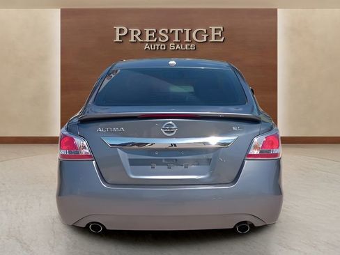 Used 2015 Nissan Altima 2.5 SL FWD image 11