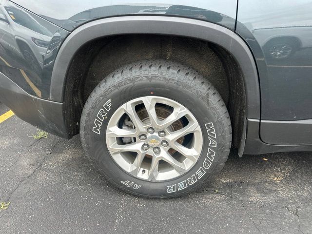 Used 2020 Chevrolet Traverse LT FWD image 7