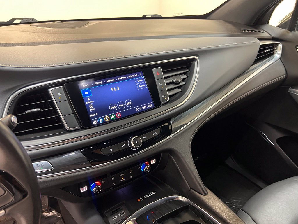 Used 2023 Buick Enclave Essence FWD image 23