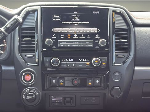 Used 2024 Nissan Titan PRO-4X image 11