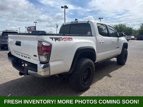 Used 2021 Toyota Tacoma TRD Off-Road AWD/4WD image 2