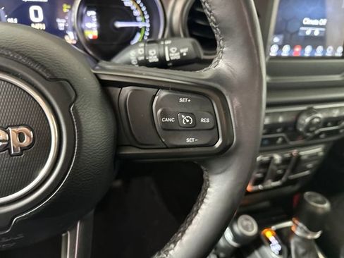 Used 2023 Jeep Wrangler Unlimited w/ Cold Weather Group image 16