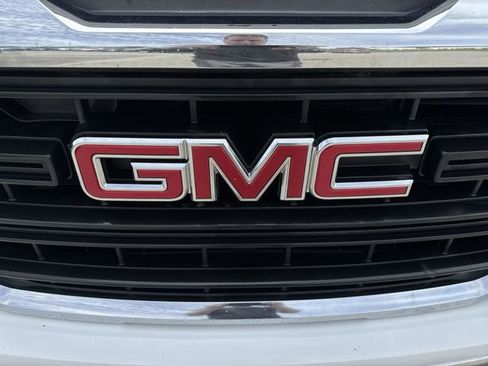 Used 2018 GMC Sierra 1500 2WD Regular Cab image 24
