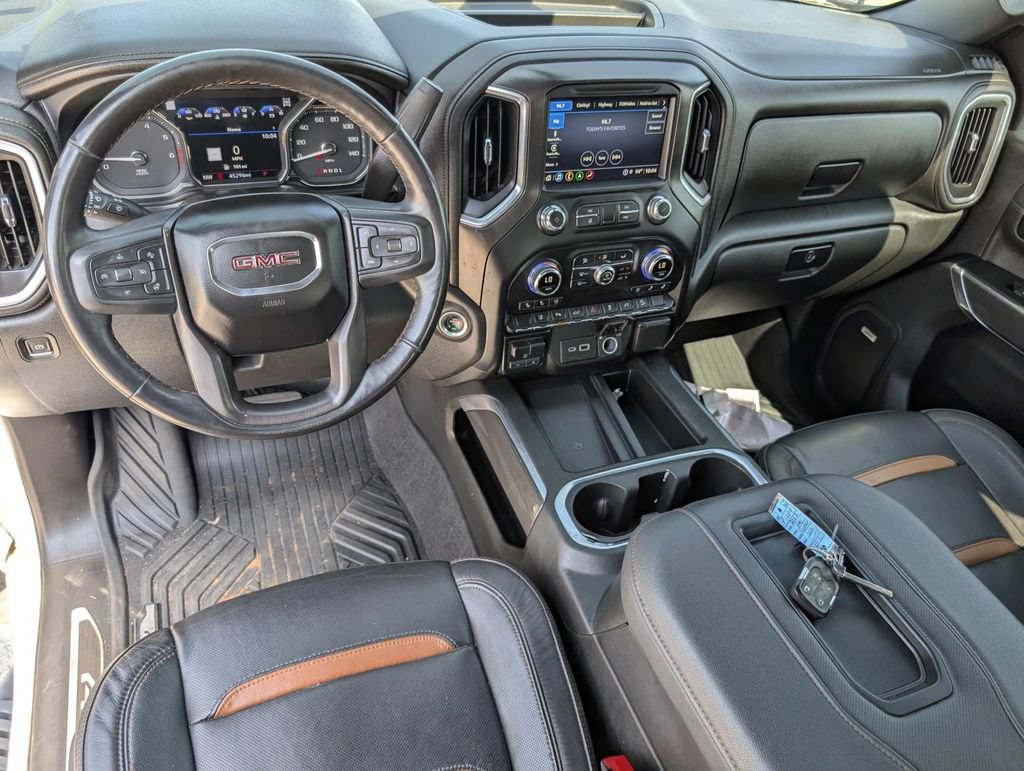 Used 2022 GMC Sierra 2500 AT4 w/ AT4 Premium Plus Package AWD/4WD image 21