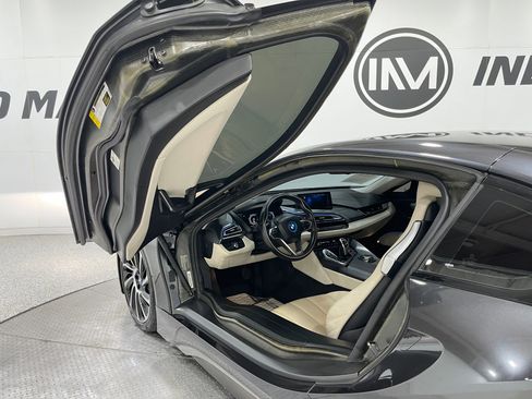 Used 2015 BMW i8 AWD/4WD image 14