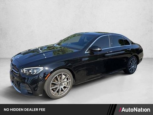 Used 2023 Mercedes-Benz E 350 4MATIC Sedan image 1