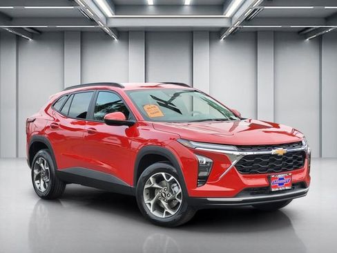 New 2026 Chevrolet Trax LT image 1