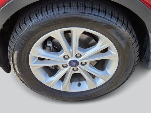 Used 2018 Ford Escape SE image 8