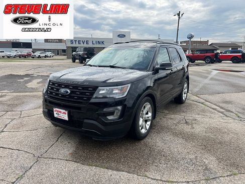 Used 2016 Ford Explorer Sport w/ Equipment Group 401A AWD/4WD image 2