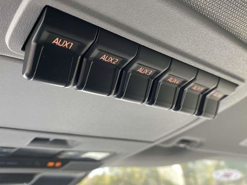 New 2026 Ford F550 4x4 Supercab Super Duty image 19