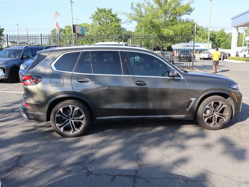 Used 2024 BMW X5 xDrive40i AWD/4WD image 11