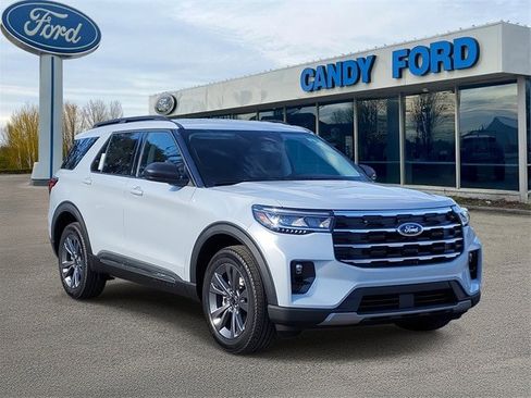 New 2025 Ford Explorer Active w/ Active Comfort Package image 1