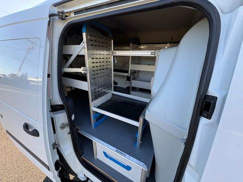 Used 2013 Ford Transit Connect XLT image 21