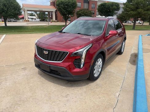 Used 2019 Cadillac XT4 Luxury FWD image 8