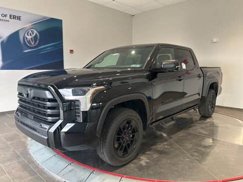 New 2026 Toyota Tundra SR5 image 2