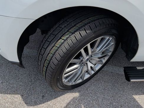 Used 2023 Ford Expedition Limited AWD/4WD image 51