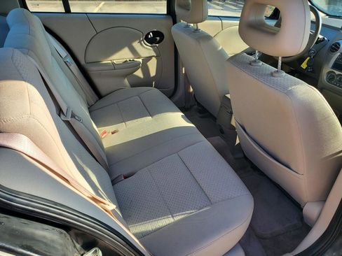 Used 2005 Saturn ION Level 2 w/ Power Pkg image 7