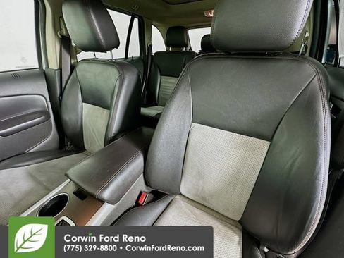 Used 2013 Ford Edge SEL AWD/4WD image 19