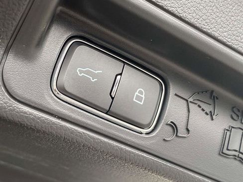 Certified 2025 Ford Explorer ST image 13