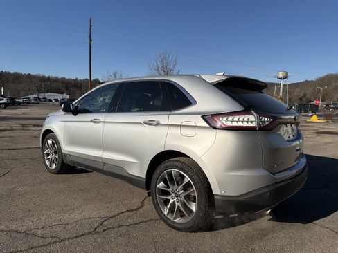 Used 2017 Ford Edge Titanium w/ Equipment Group 302A image 8