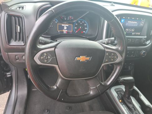 Used 2019 Chevrolet Colorado LT w/ LT Convenience Package RWD image 10