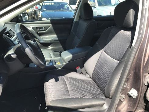 Used 2016 Nissan Altima 2.5 S w/ Power Driver Seat Package image 6