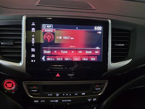 Used 2019 Honda Ridgeline Black Edition image 15