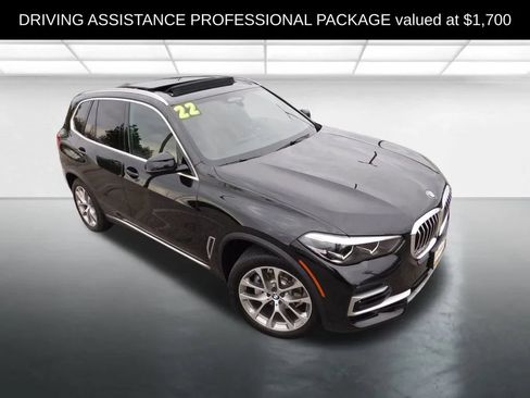 Used 2022 BMW X5 xDrive40i AWD/4WD image 2