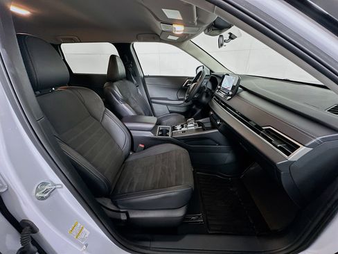 Used 2024 Mitsubishi Outlander SE image 33