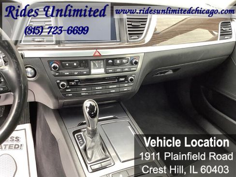 Used 2016 Hyundai Genesis 3.8 image 16