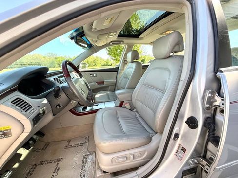 Used 2006 Hyundai Azera Limited FWD image 13