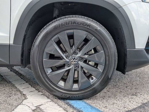 Certified 2023 Volkswagen Taos S FWD image 8