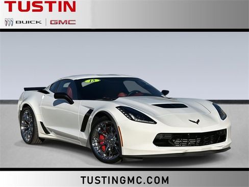 Used 2015 Chevrolet Corvette Z06 w/ 3LZ Preferred Equipment Group image 1