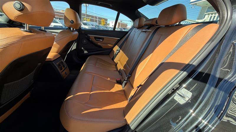 Used 2018 BMW 340i xDrive Sedan w/ Premium Package AWD/4WD image 45