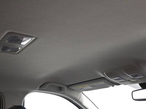 Used 2025 MAZDA CX-5 AWD 2.5 S w/ Preferred Package image 17