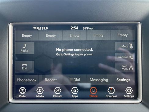 Used 2019 Jeep Grand Cherokee Laredo AWD/4WD image 21