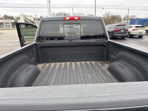 Used 2011 RAM 1500 Classic SLT w/ Technology Group image 17