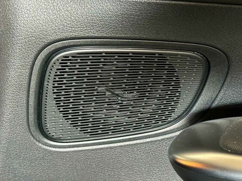 Certified 2025 Mercedes-Benz GLC 300 image 22