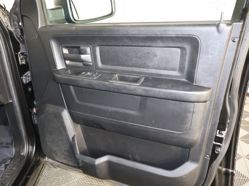 Used 2014 RAM 1500 Express w/ Black Ram 1500 Express Group image 38