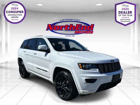 Used 2022 Jeep Grand Cherokee Laredo X AWD/4WD image 1